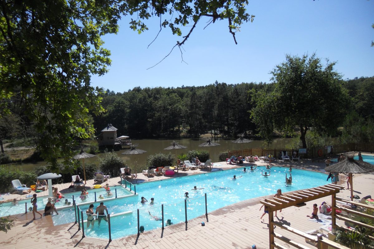 Camping Sites et Paysages Domaine de L’etang de Bazange