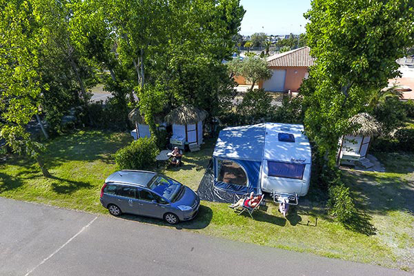 Emplacements avec sanitaires privés