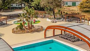 Camping de l'Île Blanche — vue parc aquatique