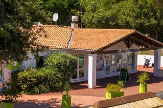 Réception du Camping de l'Île Blanche à La Flotte-en-Ré