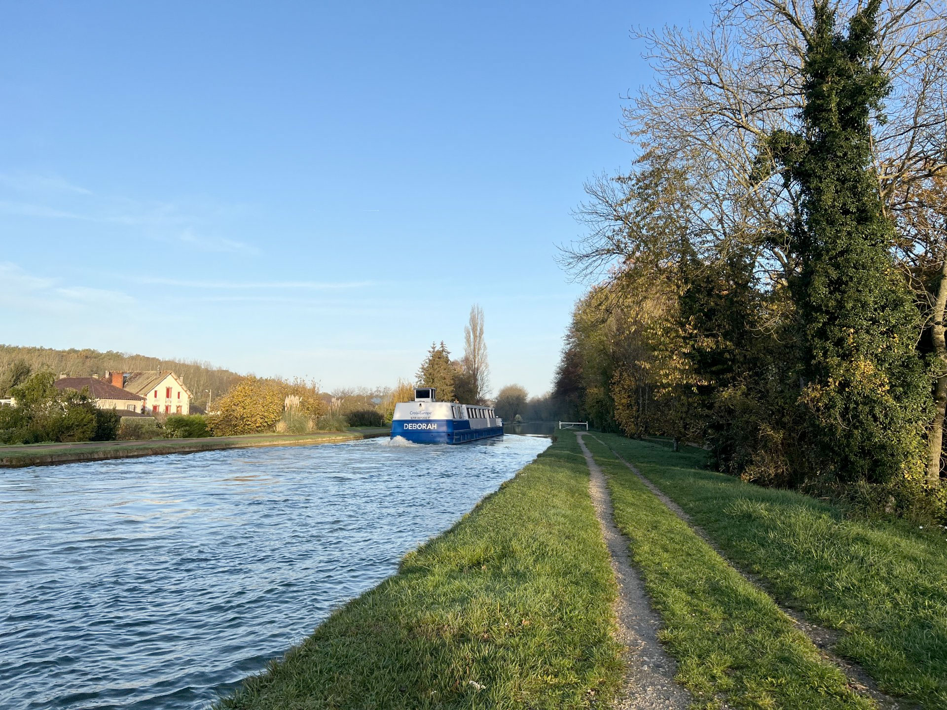 Canoë sur le Loing - Camping La Rivière Dorée